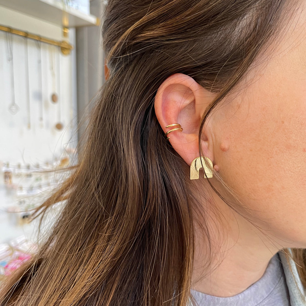 “Lola” Arch Studs