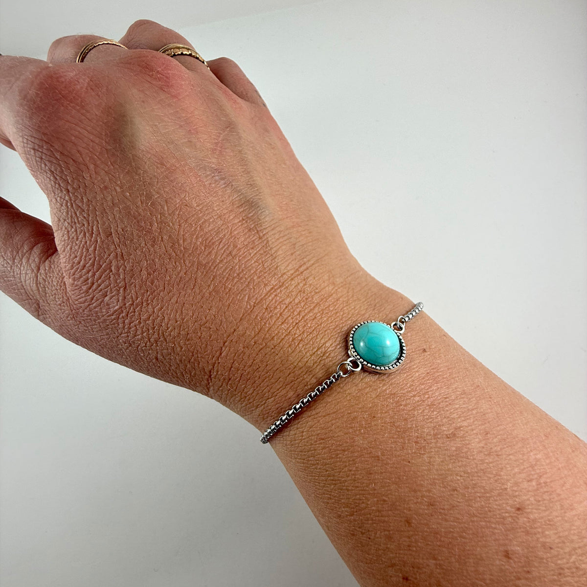 “Roundup” Turquoise Chain Bracelet