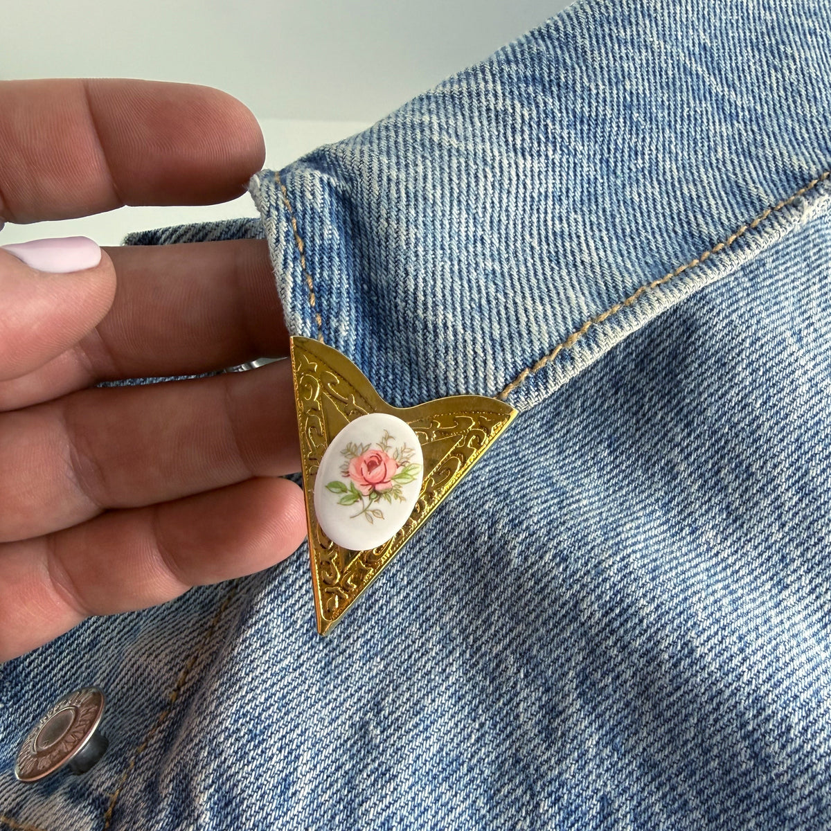 "Country Time" Collar Tips