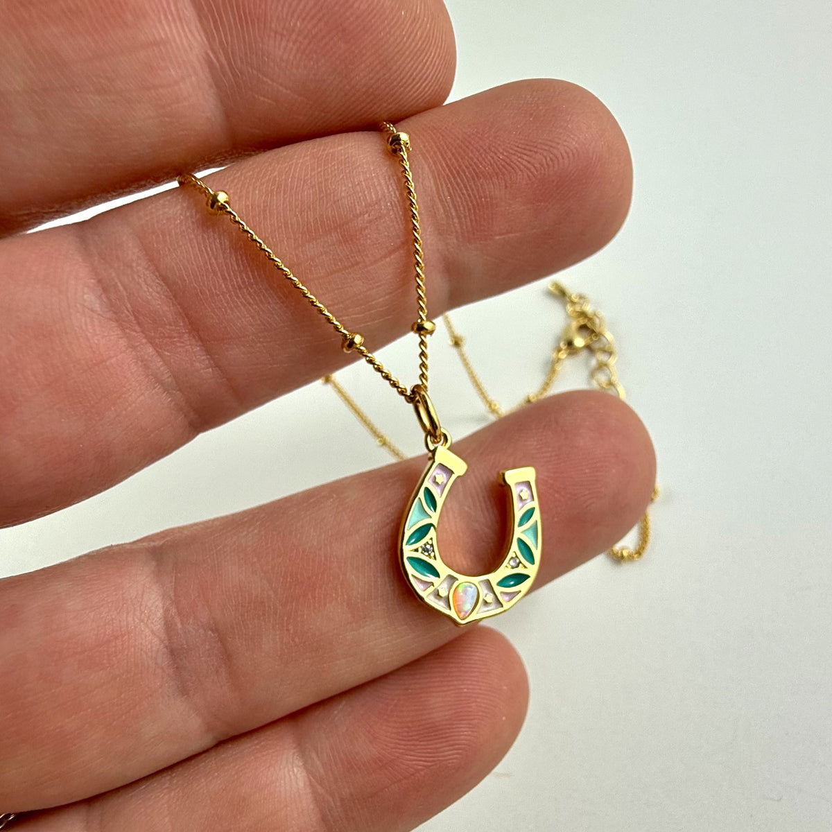 “Ringer” Horseshoe Necklace