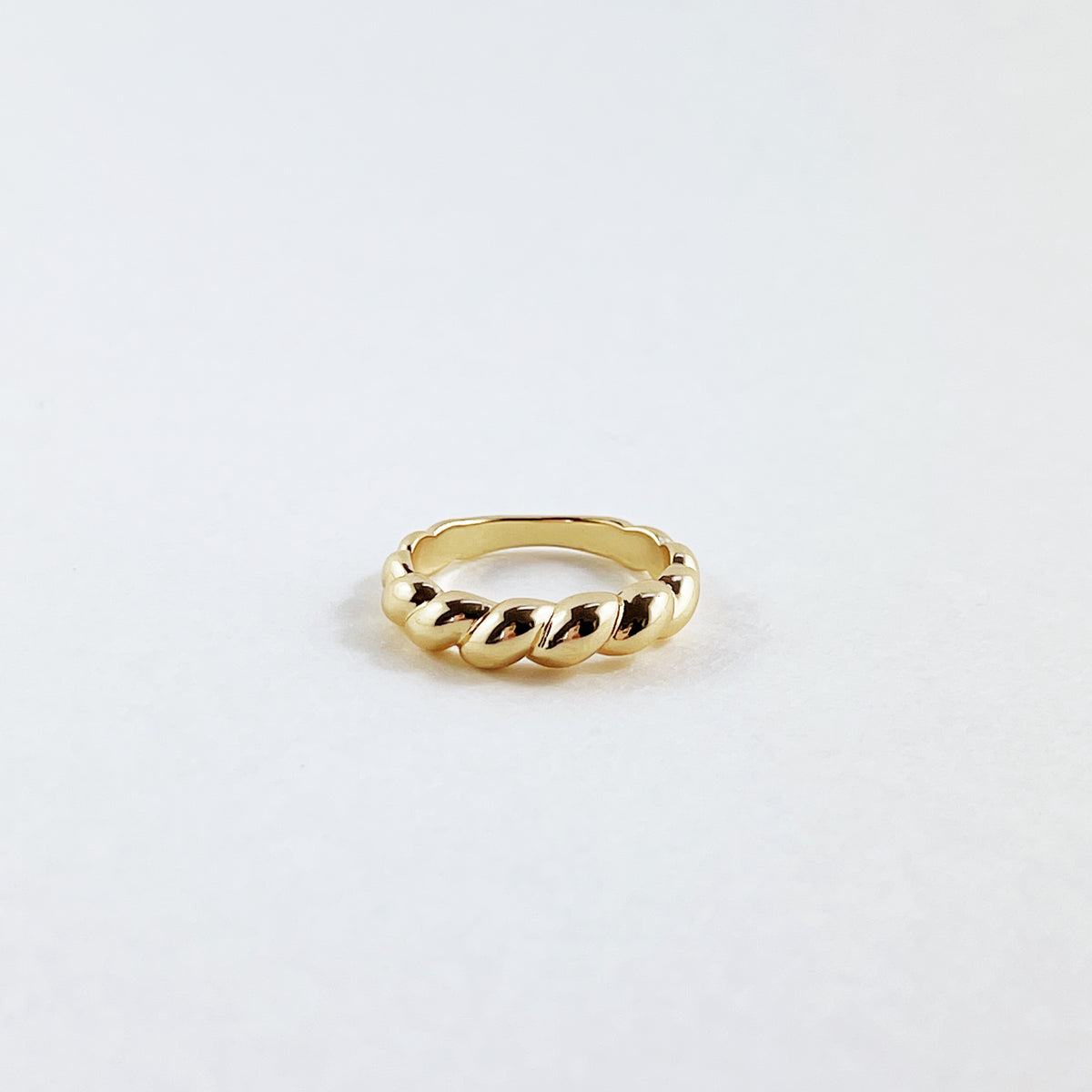 “Twister” Croissant Ring
